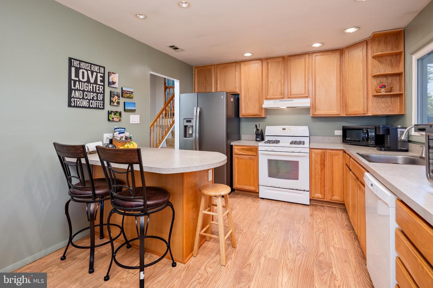 390 Phirne Rd W photo 23