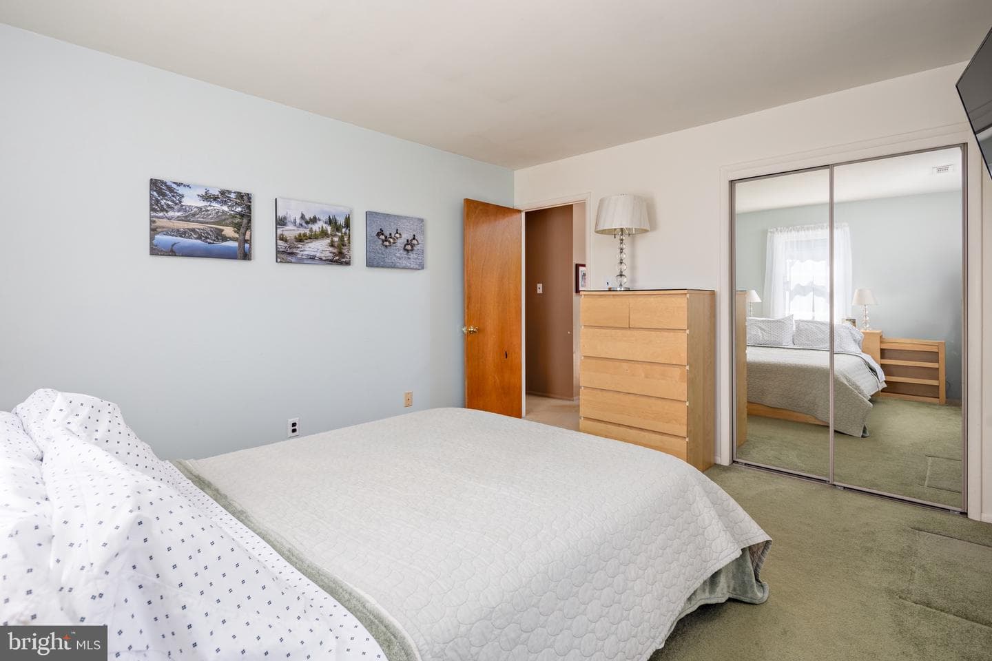 390 Phirne Rd W photo 29