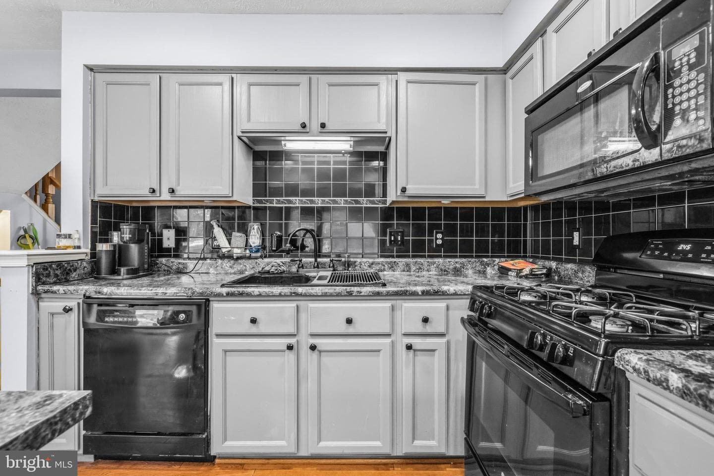 220 Foxtree Drive photo 13