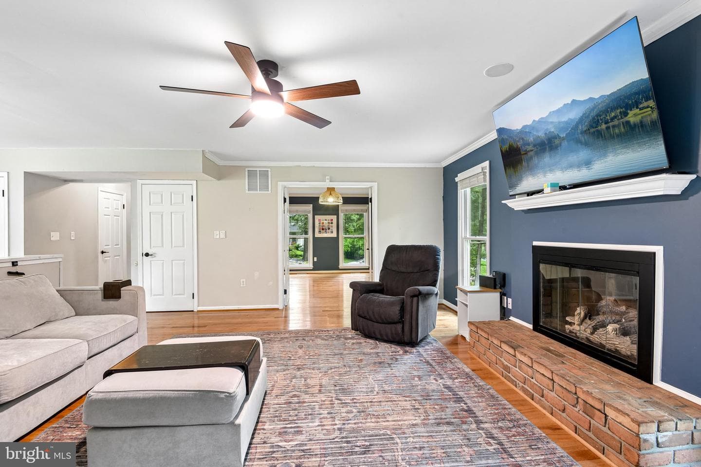 234 Ambleside Drive photo 19