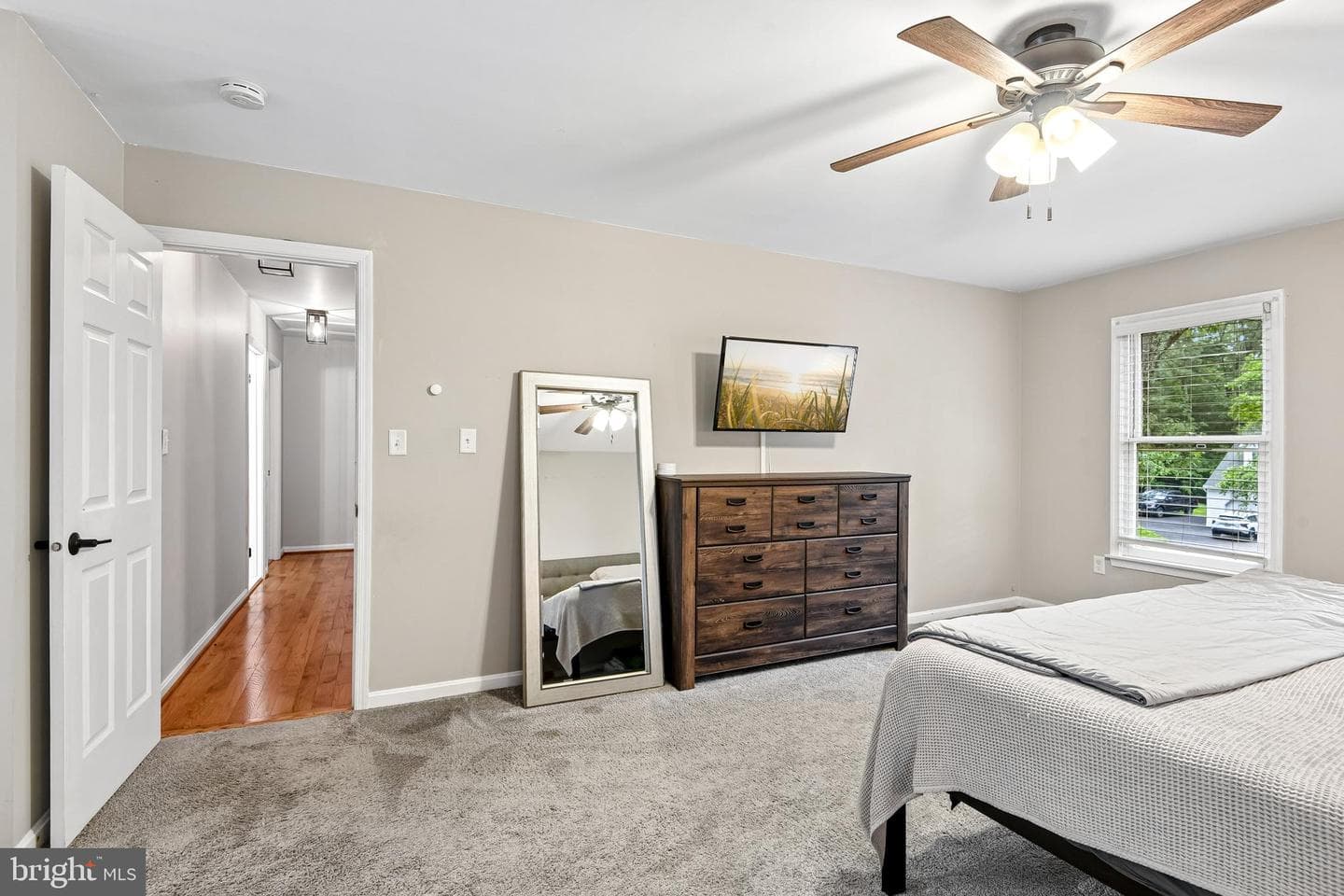 234 Ambleside Drive photo 31