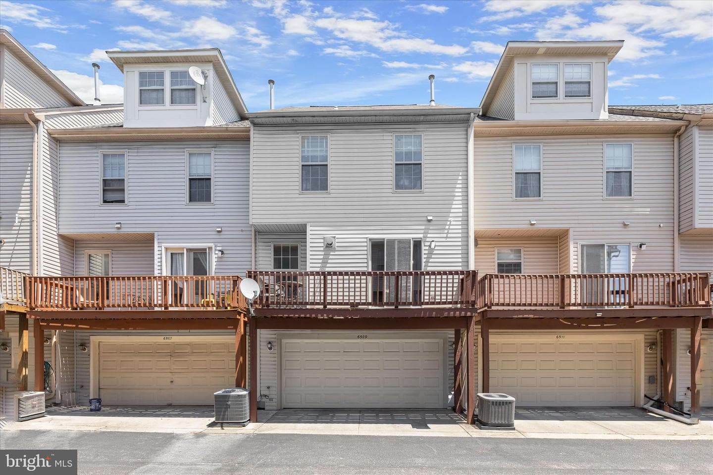 6509 Buskin Lane photo 26