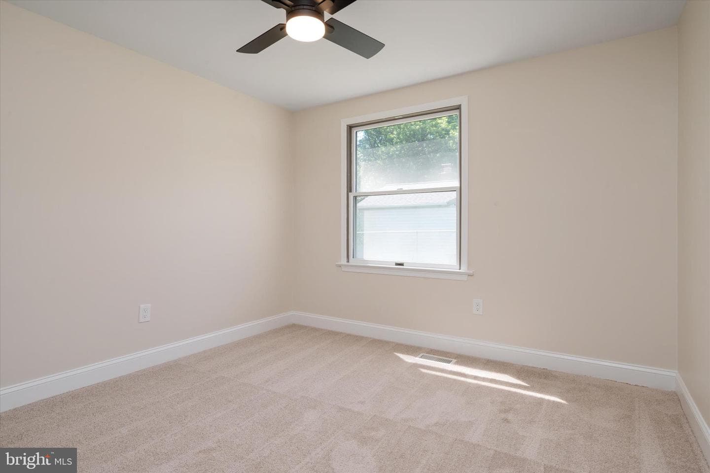215 Baltimore Annapolis Boulevard photo 12