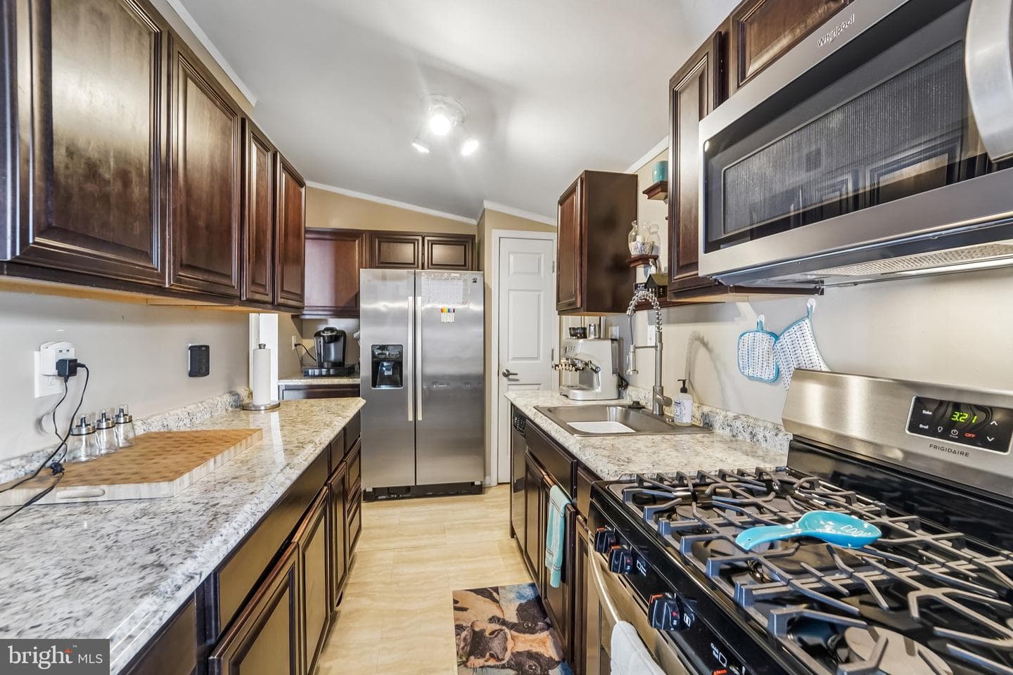 1203 Cathedral Drive photo 8
