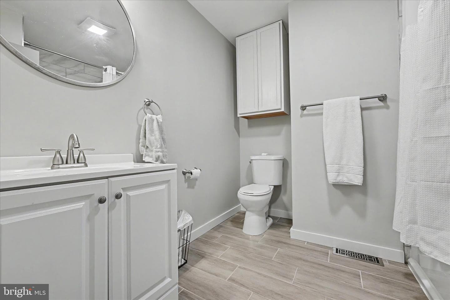 401 Grove Ridge Court photo 19
