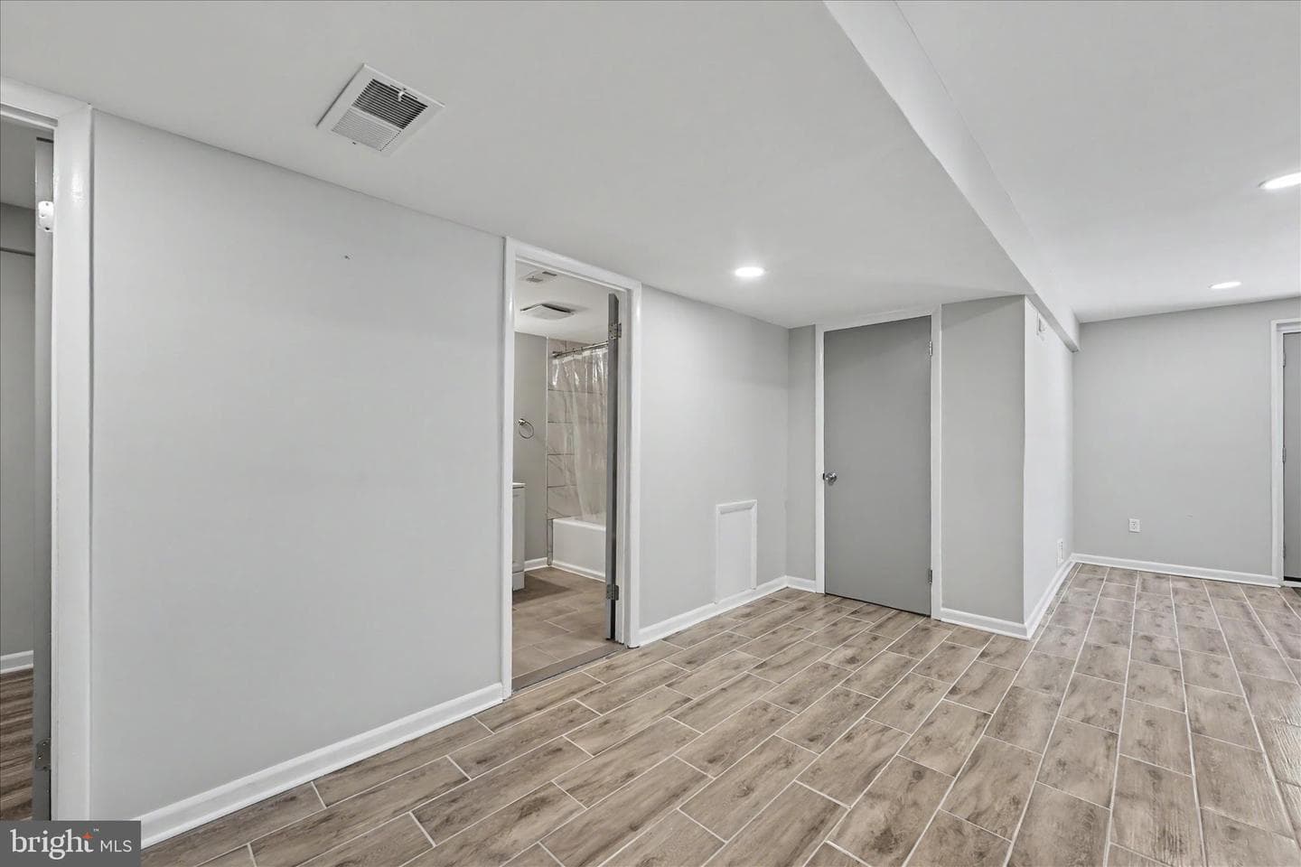 401 Grove Ridge Court photo 21