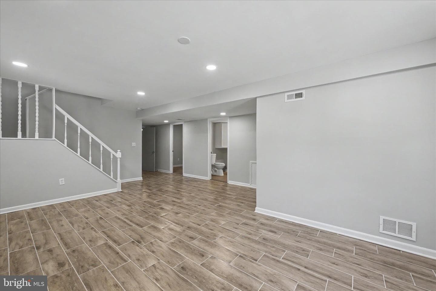 401 Grove Ridge Court photo 23