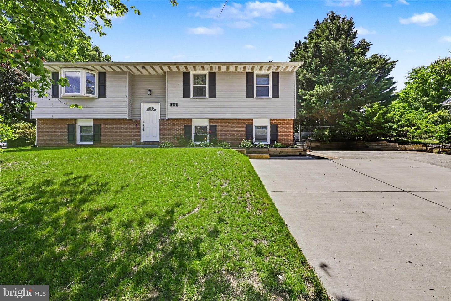 401 Grove Ridge Court photo 35