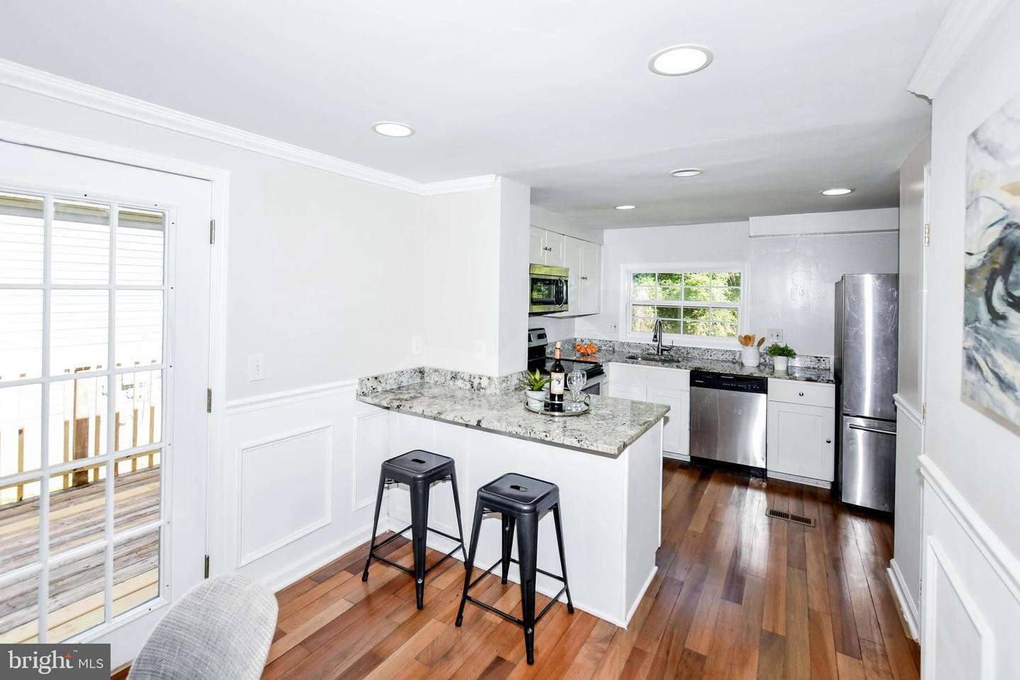 356 Forest Beach Road photo 13