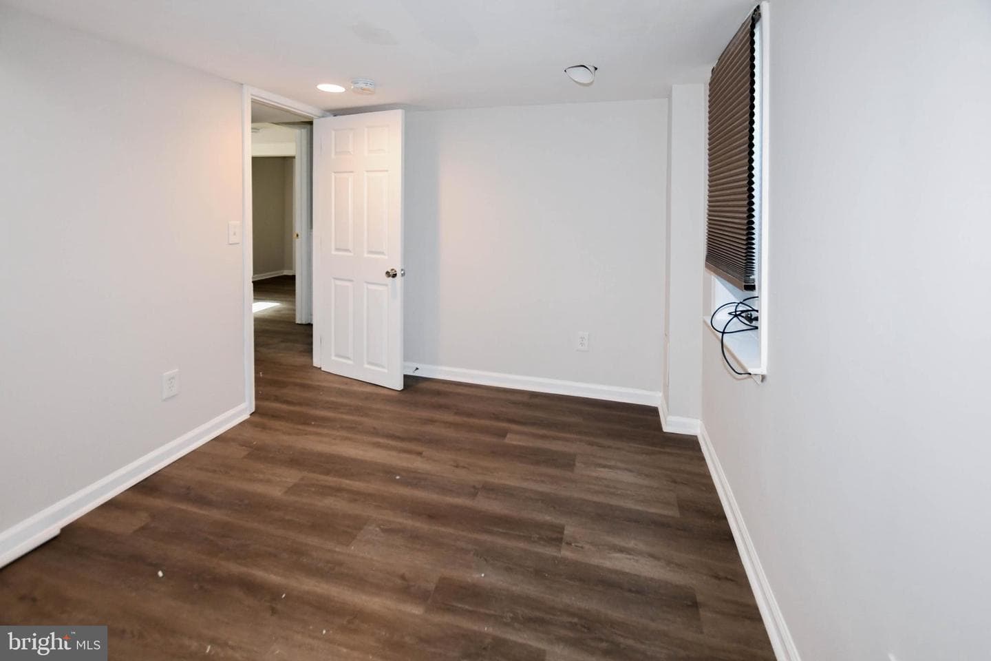 356 Forest Beach Road photo 36