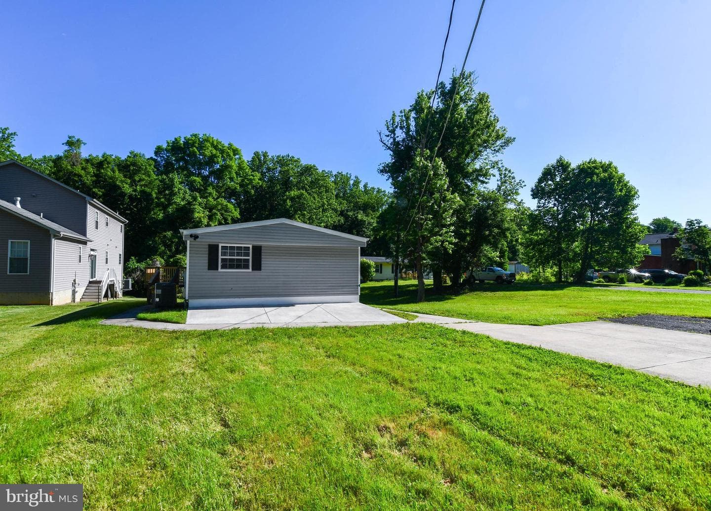 356 Forest Beach Road photo 44