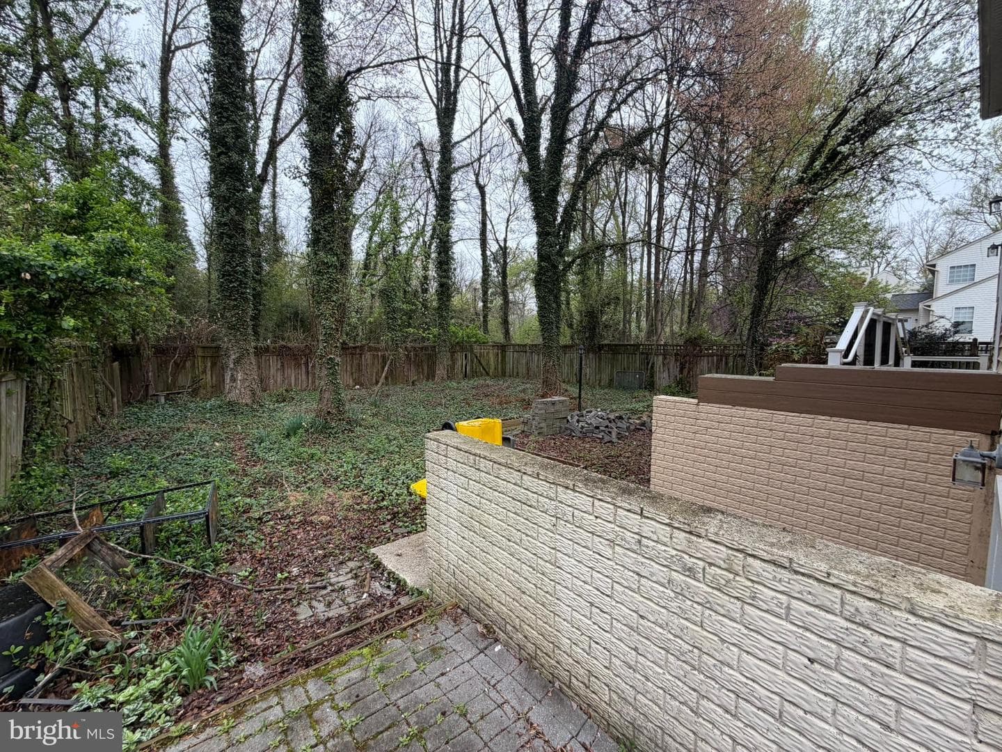 1103 Pilgrim Court photo 2