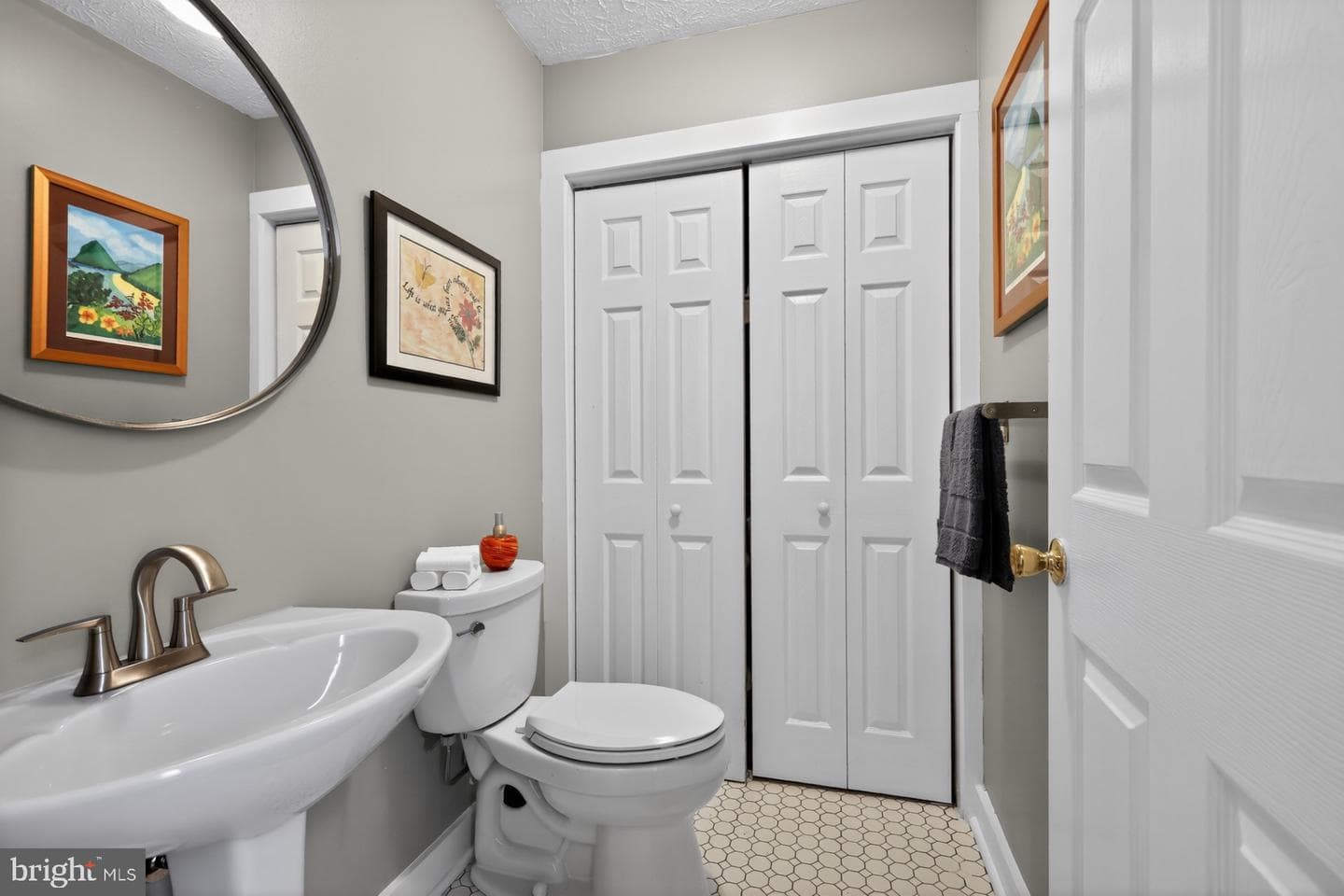 8715 Silent Court photo 25