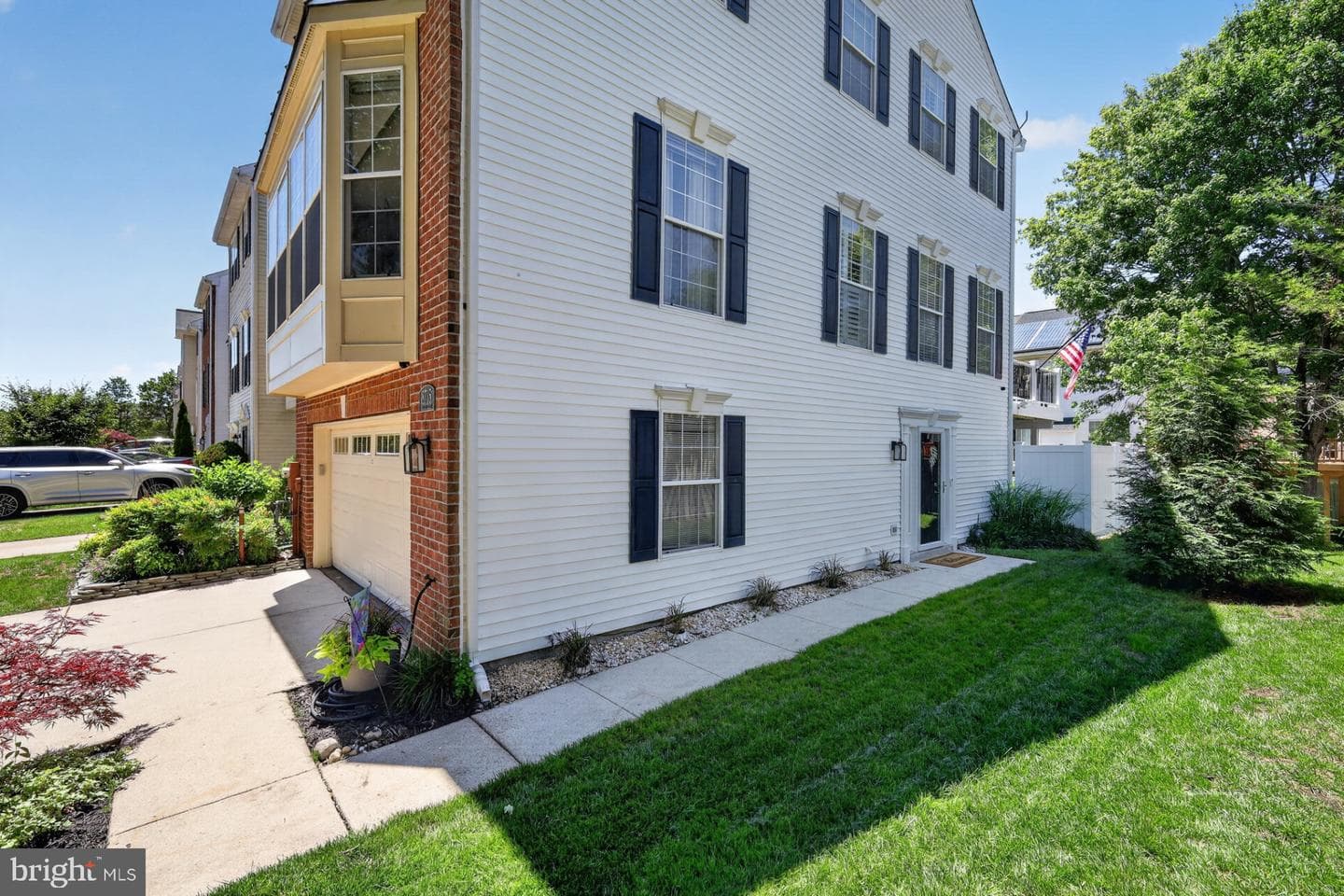 8715 Silent Court photo 3