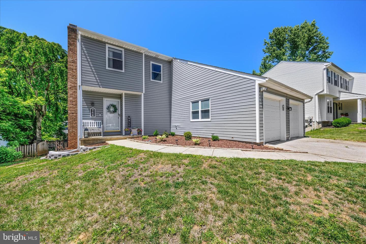 944 Aqua Court photo 3