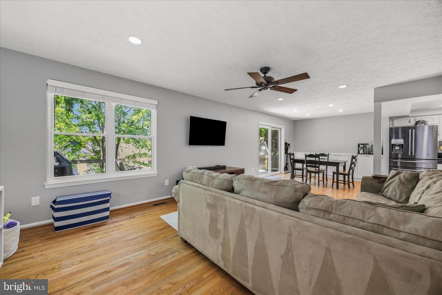 944 Aqua Court photo 4