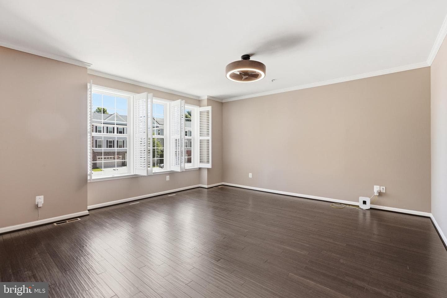 8170 Villaggio Dr photo 11
