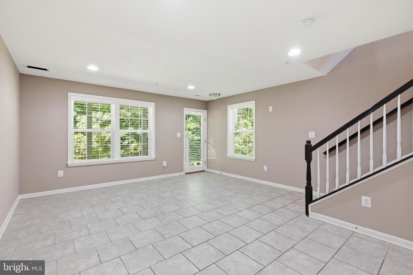 8170 Villaggio Dr photo 27