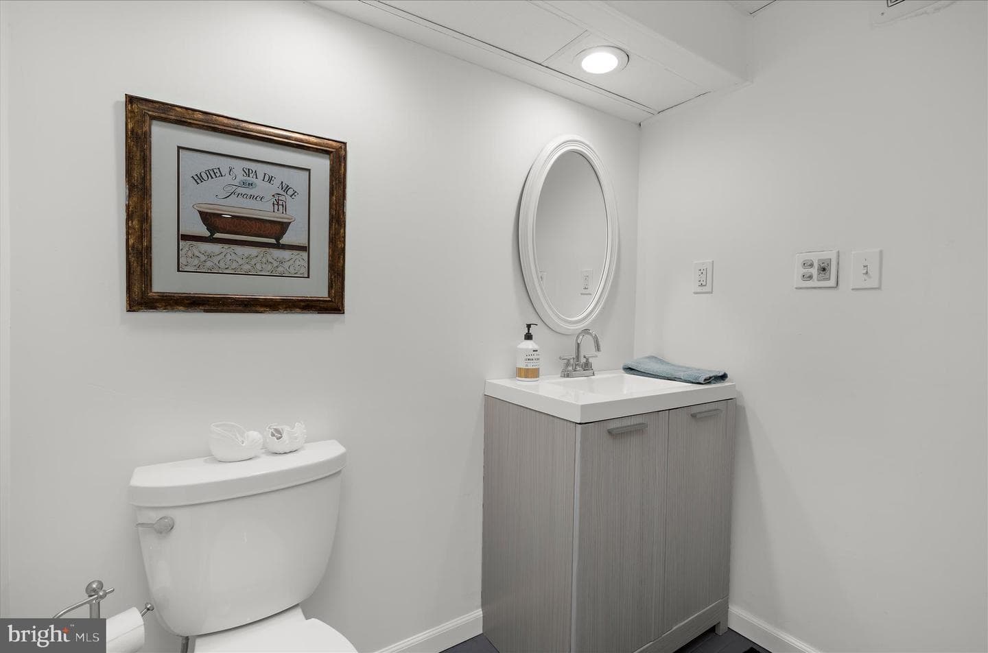 406 Honeywood Court photo 53