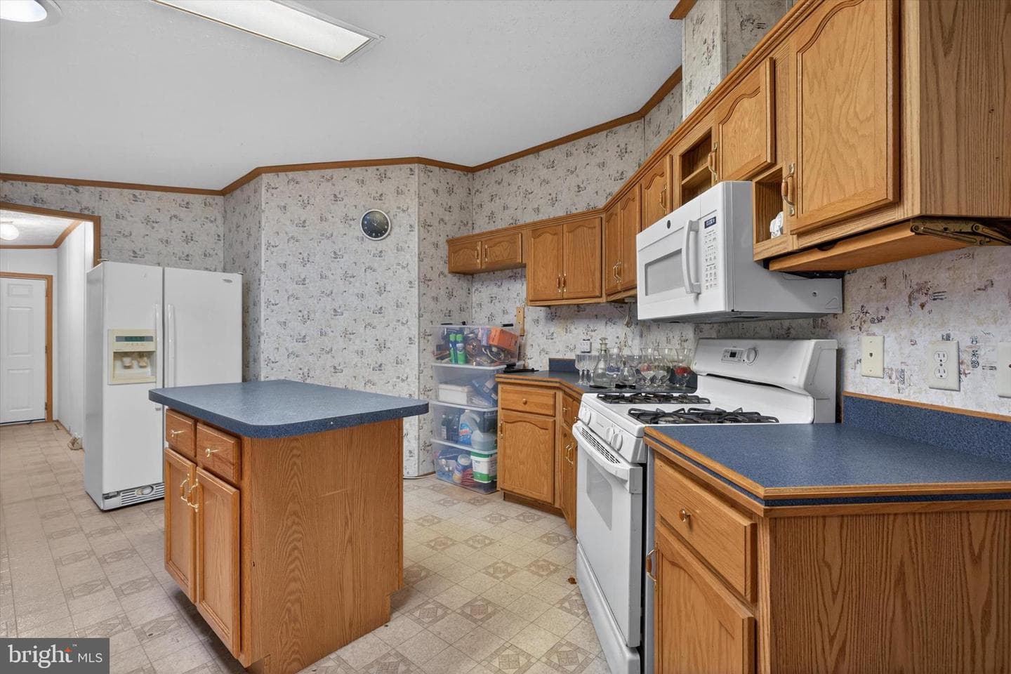 271 Janet Ct photo 7