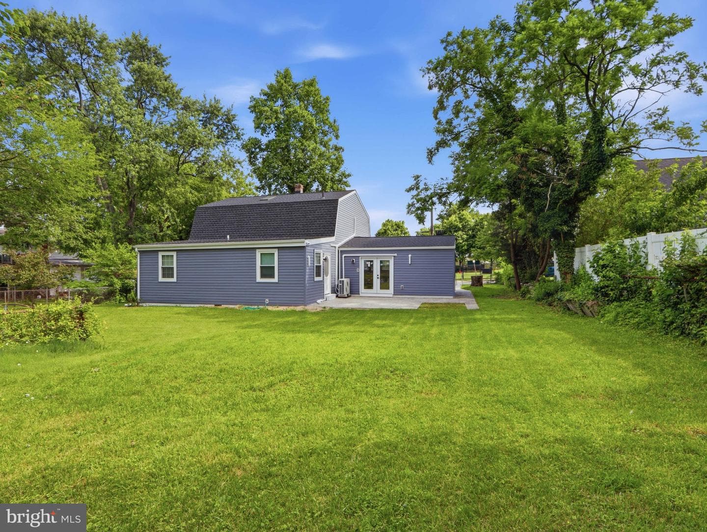 96 Packard Avenue photo 34
