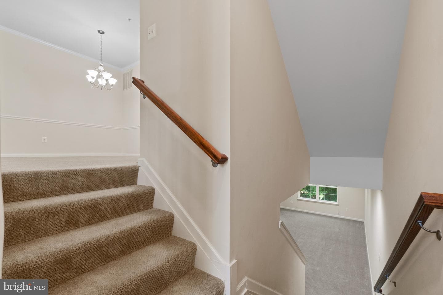 722 Hidden Oak photo 26