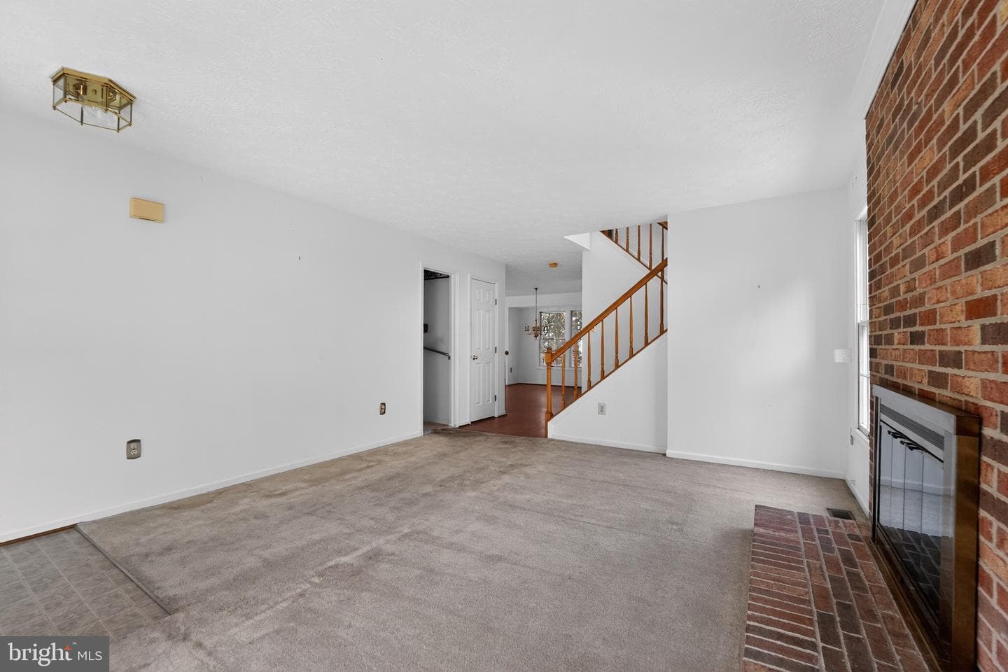 8204 Elkwood Court photo 3