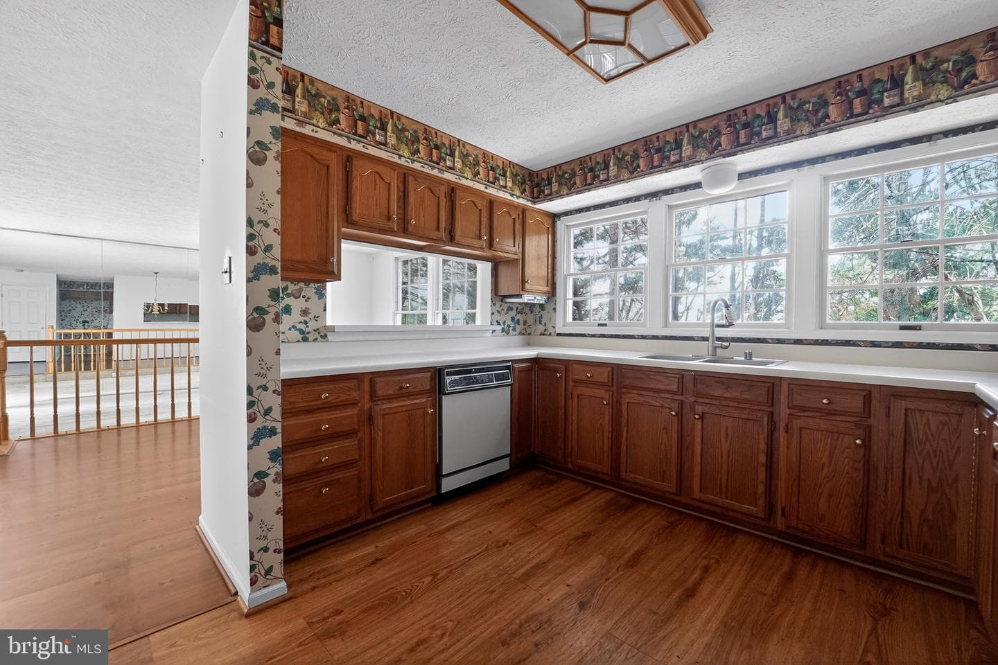 8204 Elkwood Court photo 8
