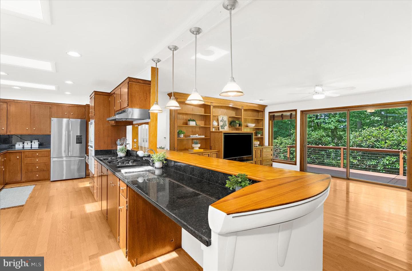 698 Discovery Road photo 10