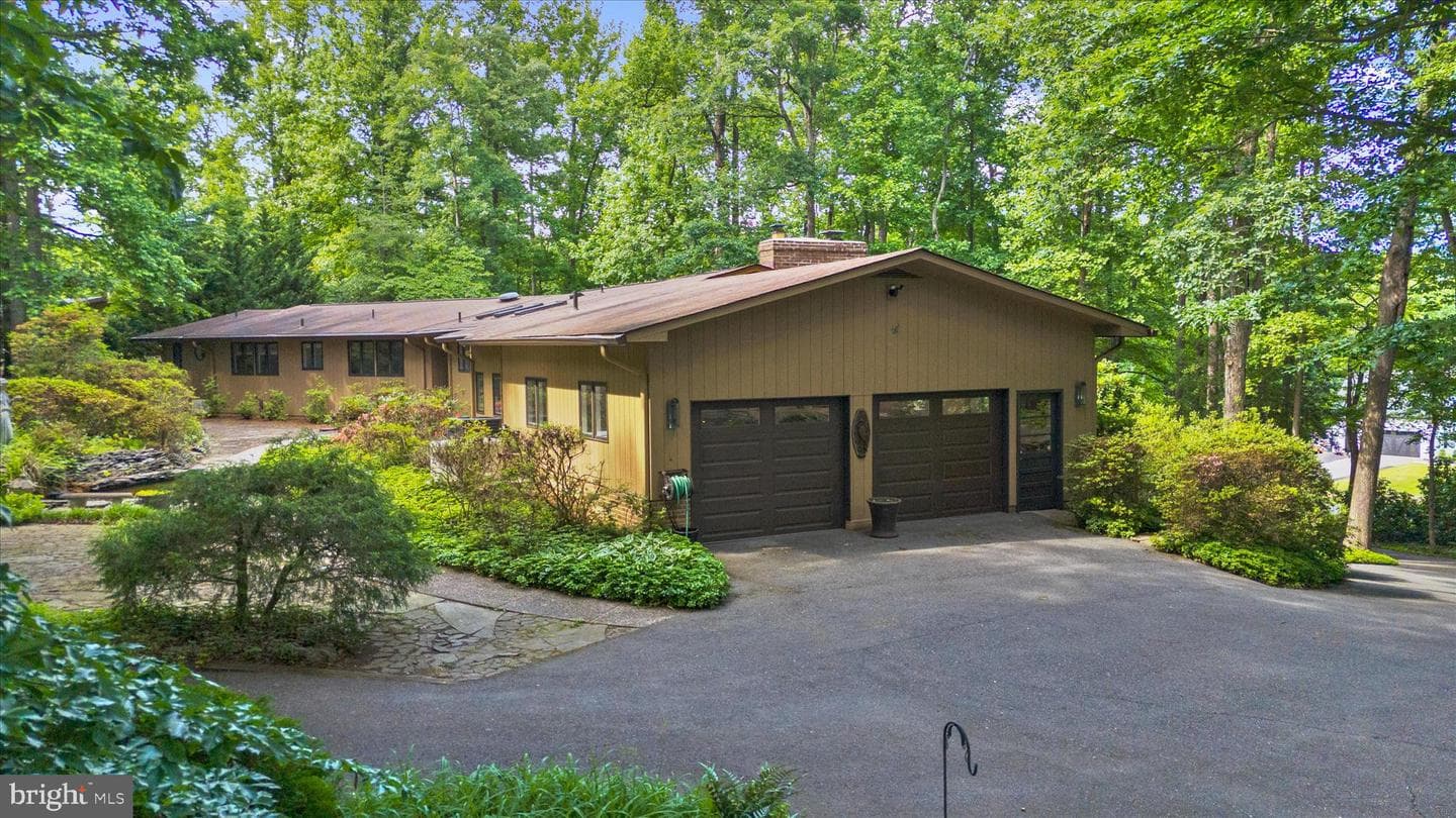 698 Discovery Road, Davidsonville