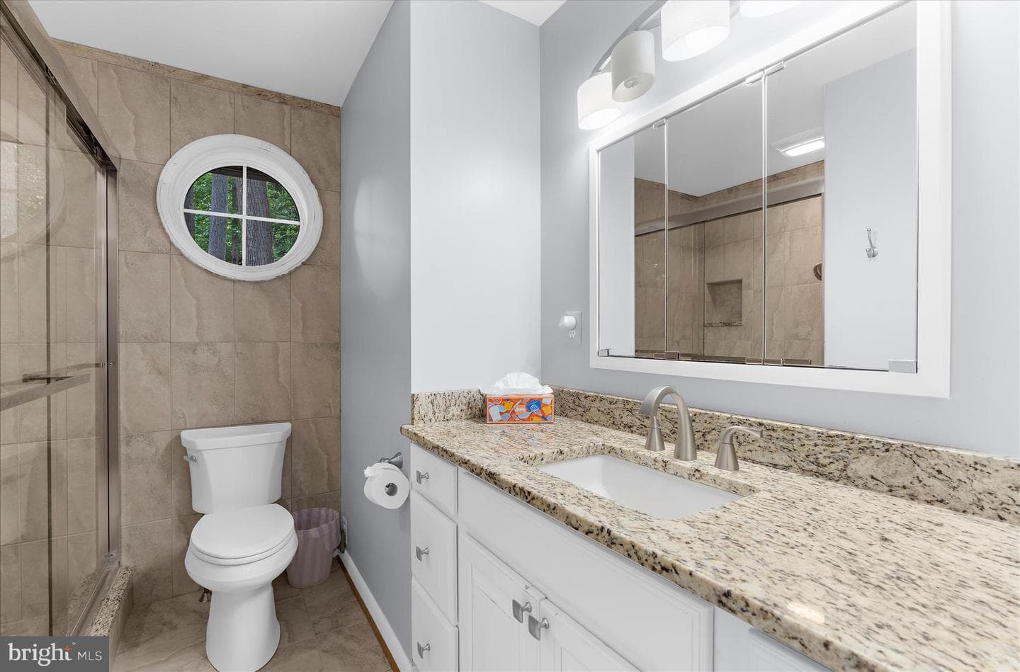 698 Discovery Road photo 23