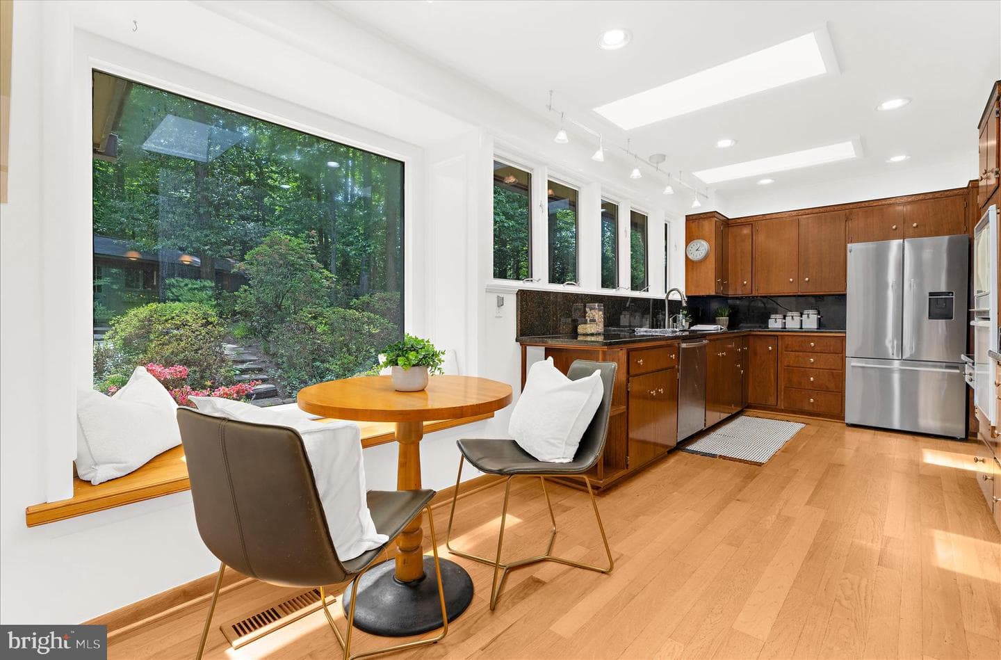 698 Discovery Road photo 8
