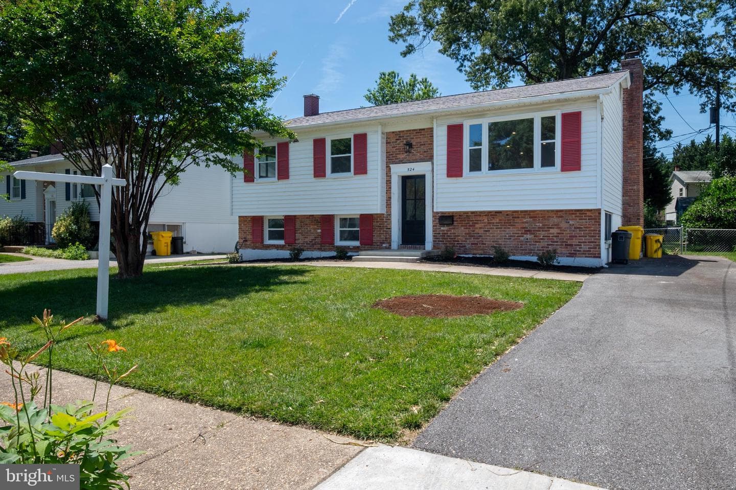 524 Patricia Court photo 3