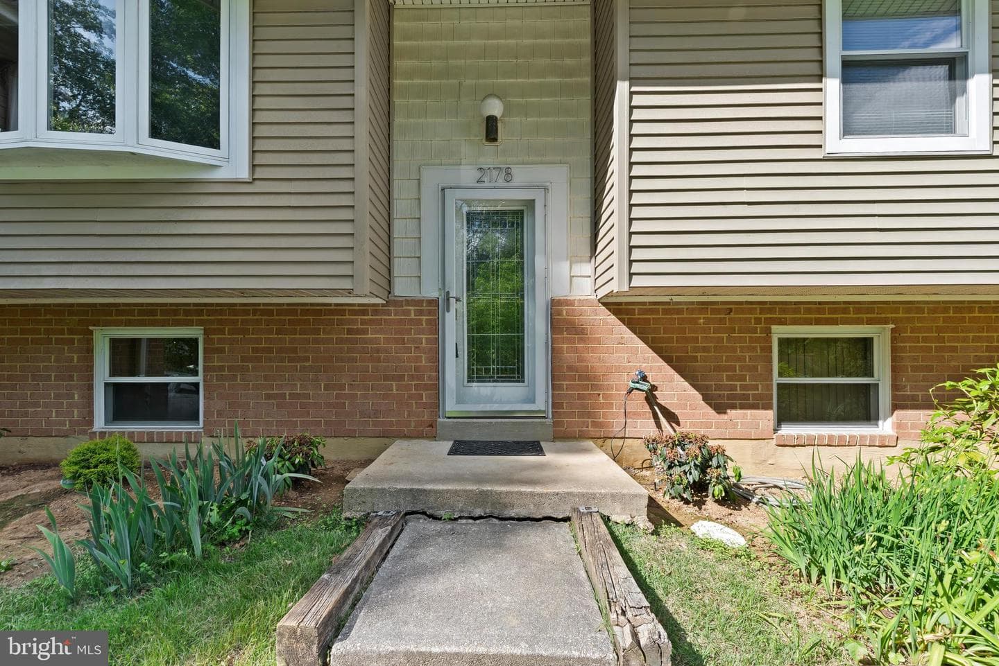 2178 Glenfield Road photo 5