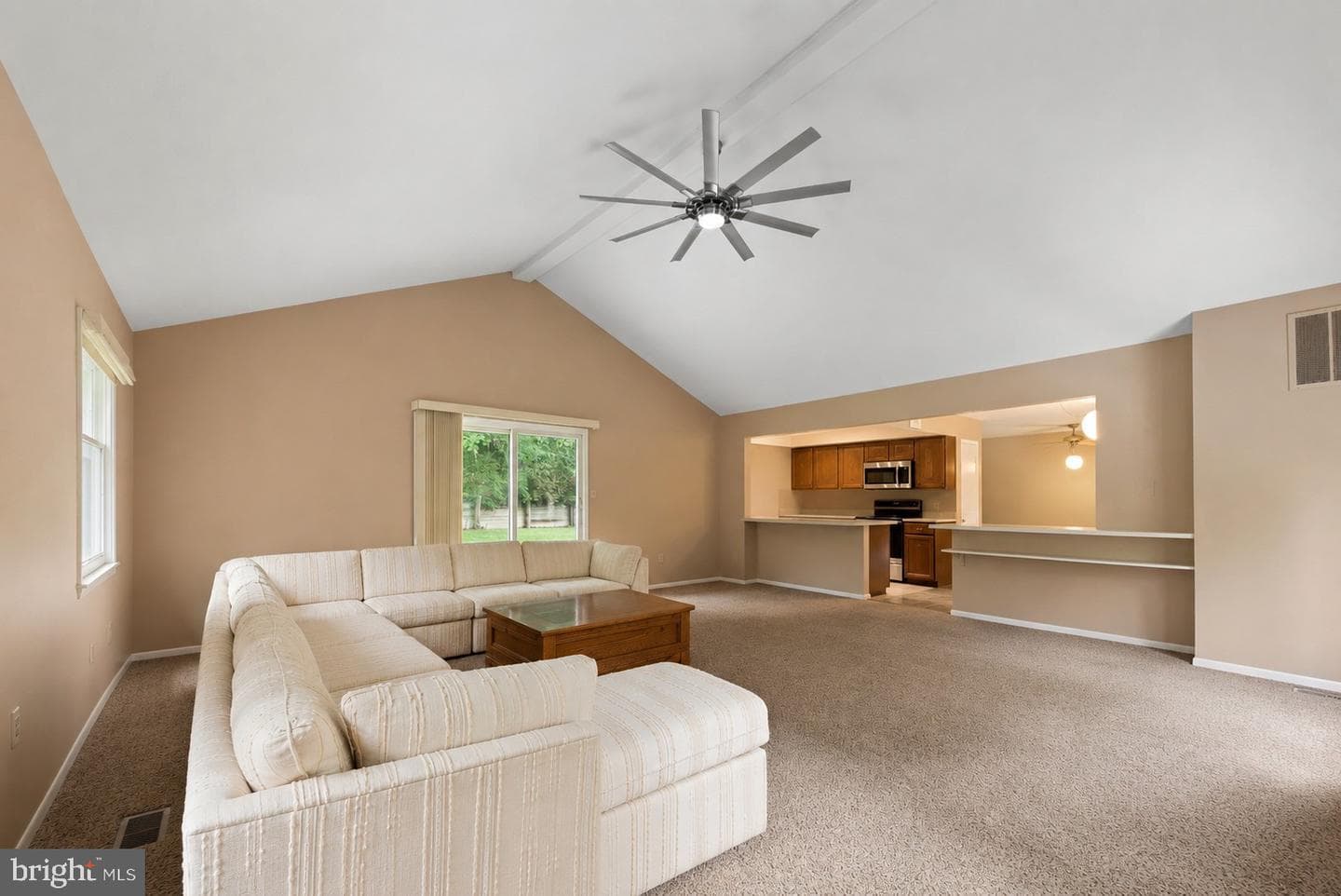 2178 Glenfield Road photo 9