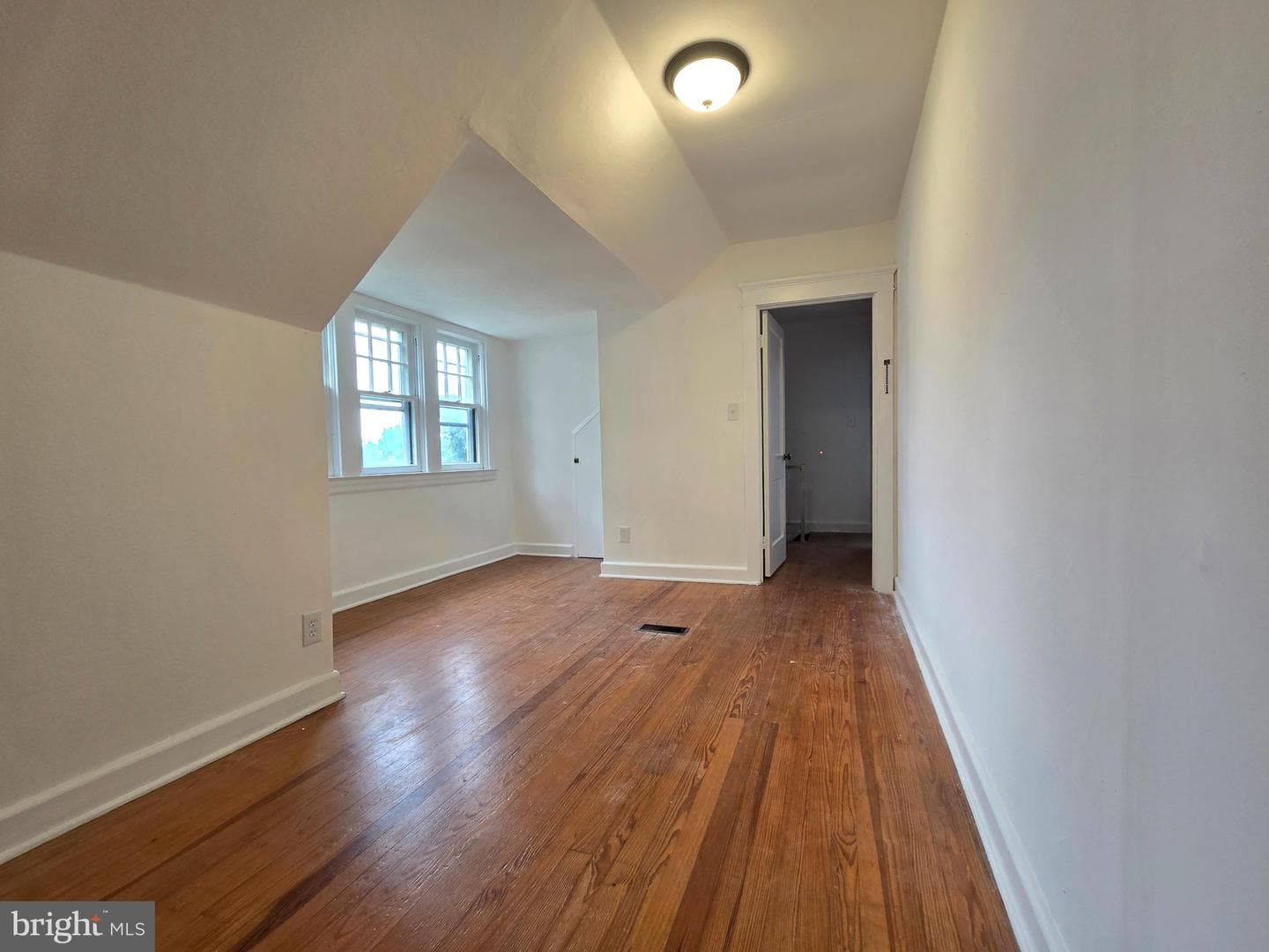 220 Meadow Road photo 29