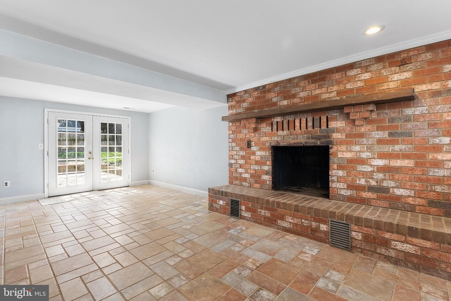 1075 Sun Valley Drive photo 45