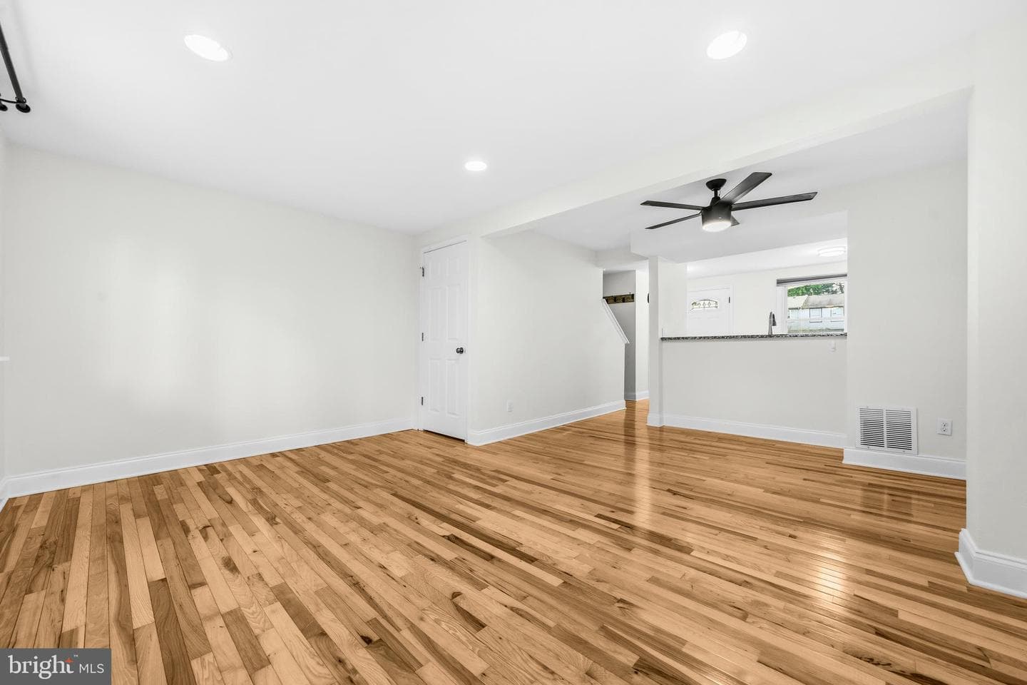 7909 Wellesley Court photo 11