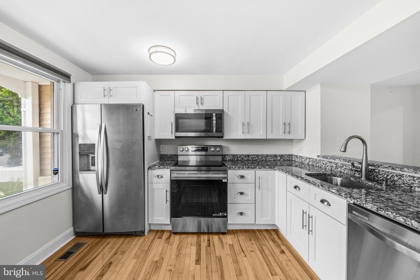 7909 Wellesley Court photo 5