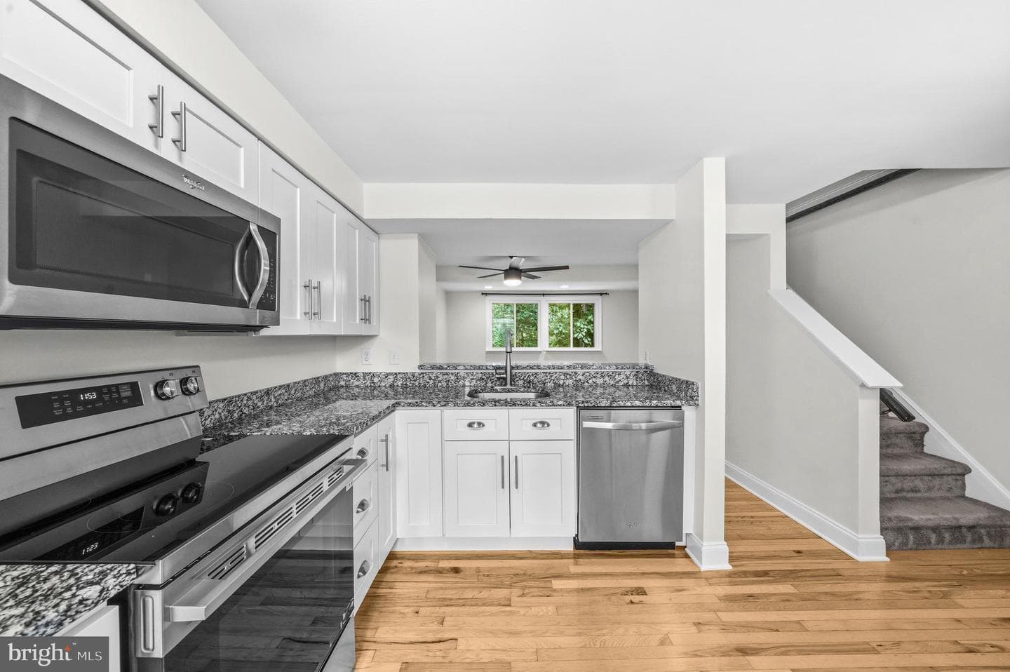 7909 Wellesley Court photo 8