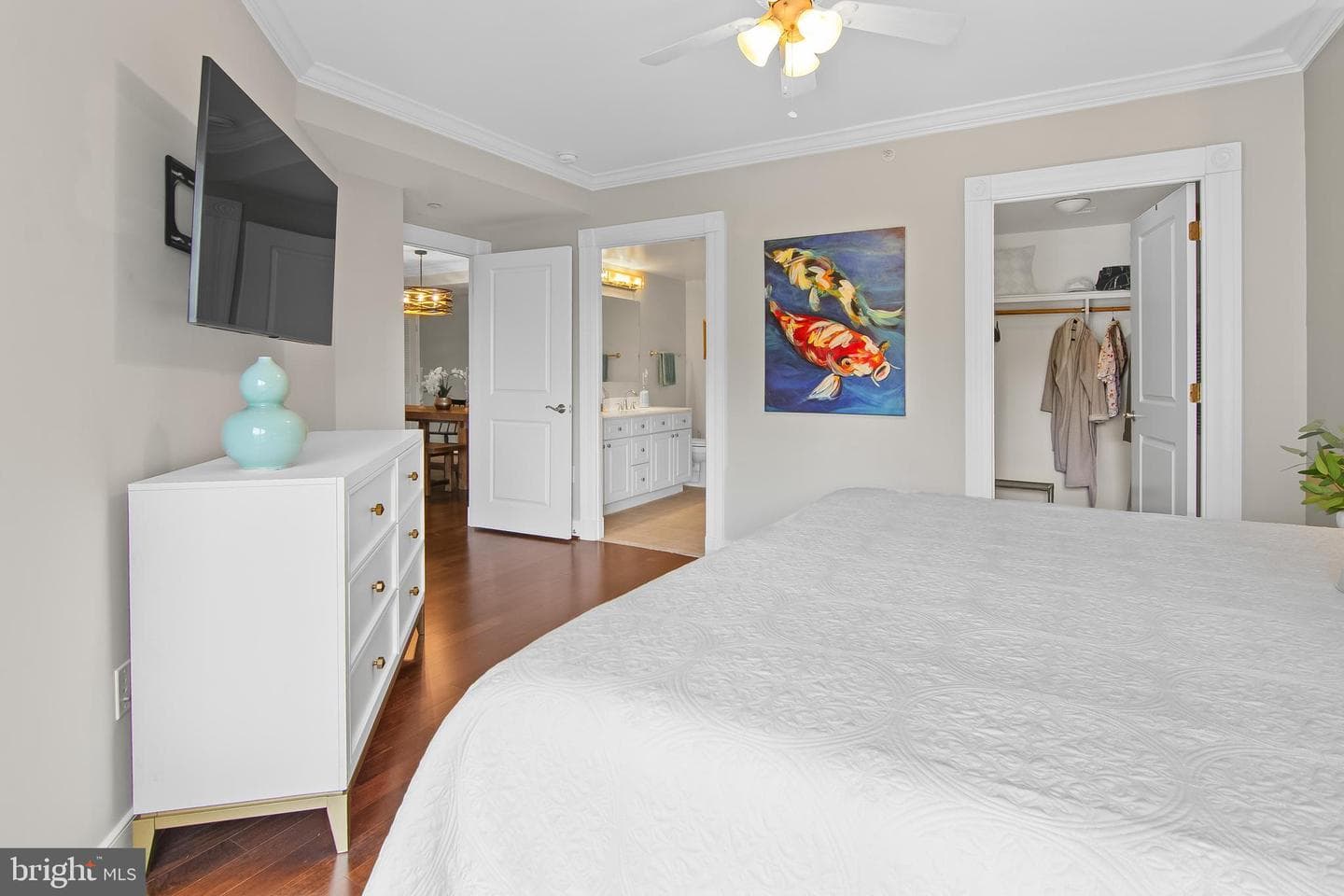 5 Park Place #311 photo 29