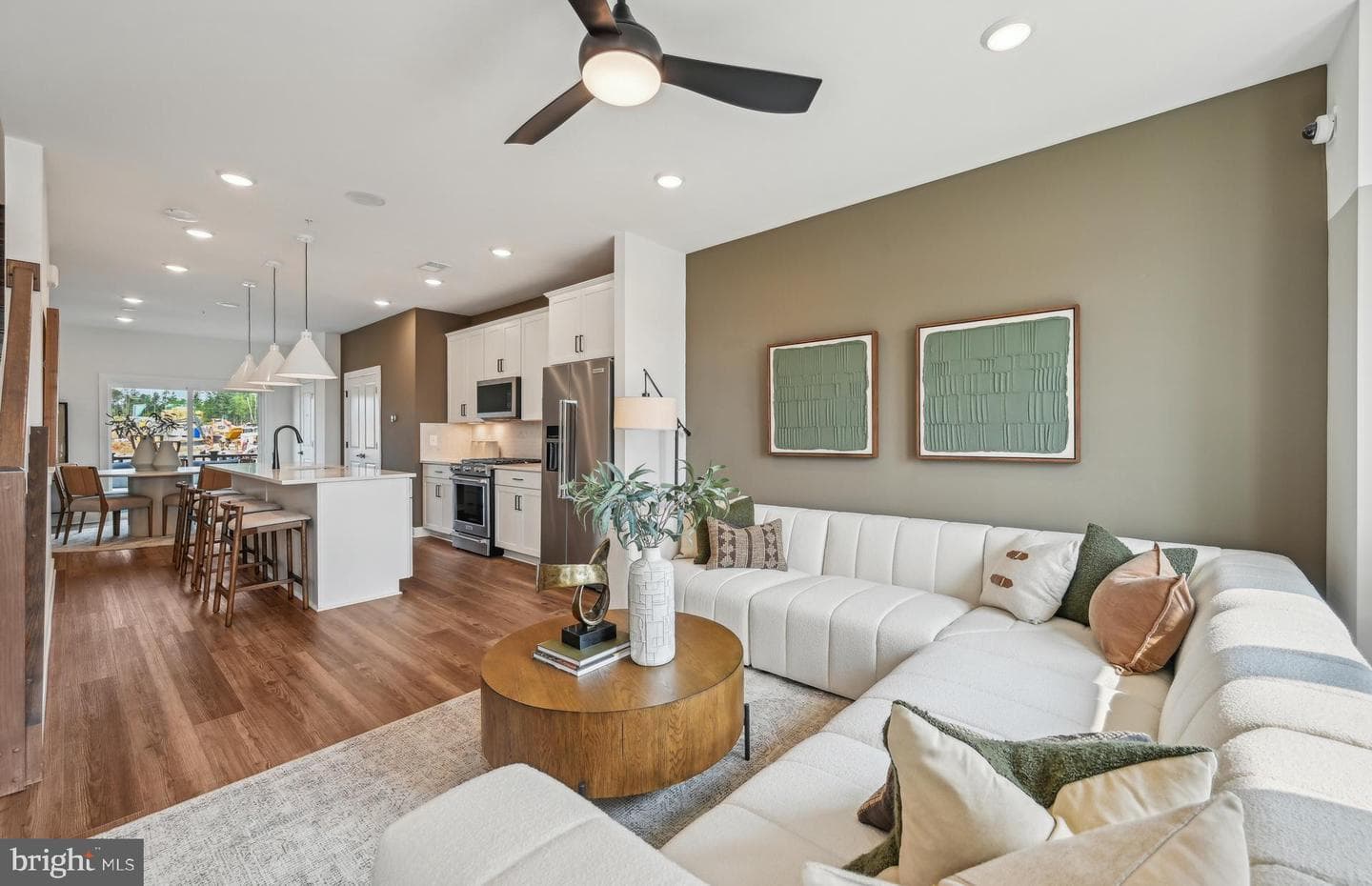 1610 Arrowwood Lane photo 6