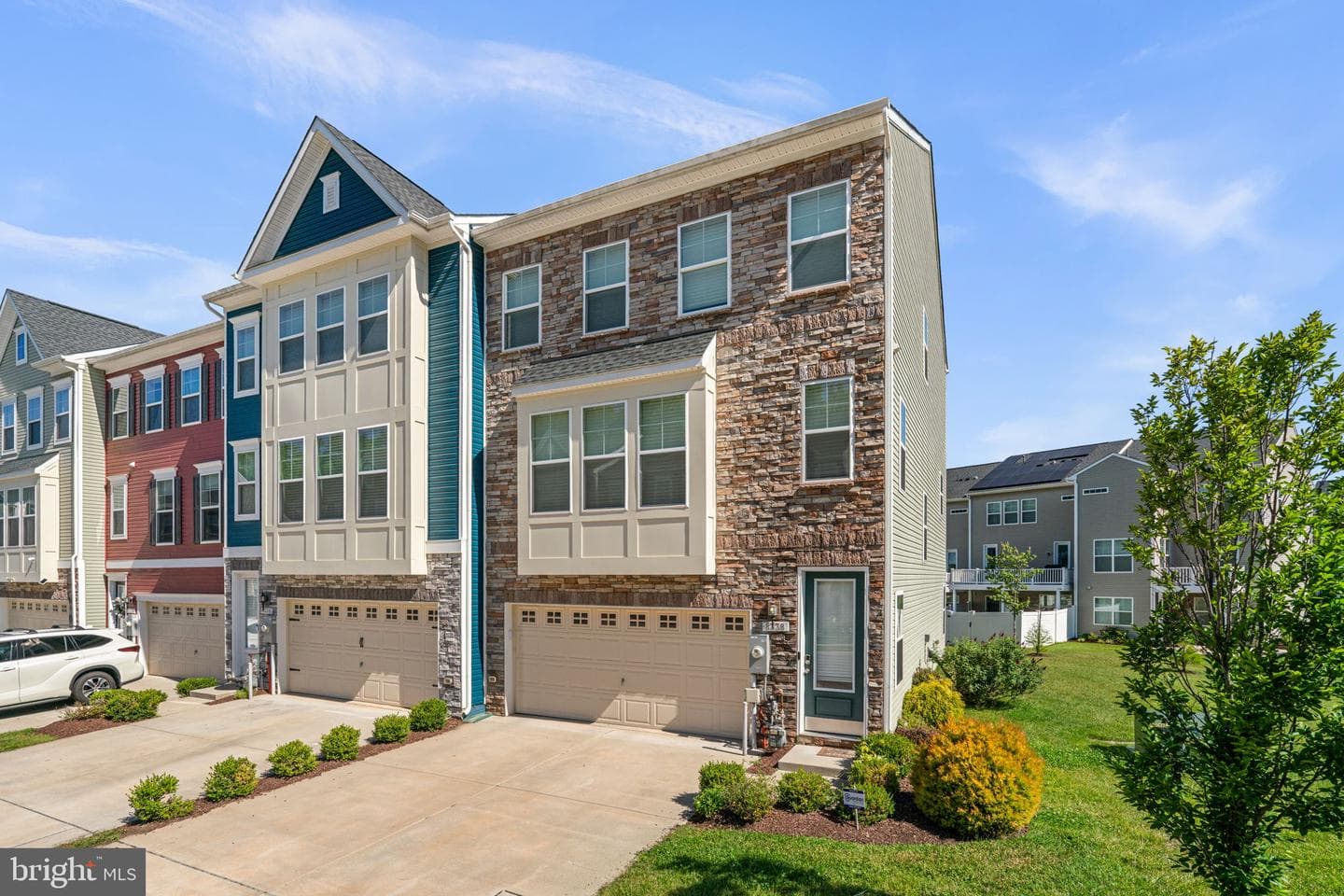 8338 Amber Beacon Circle, Millersville