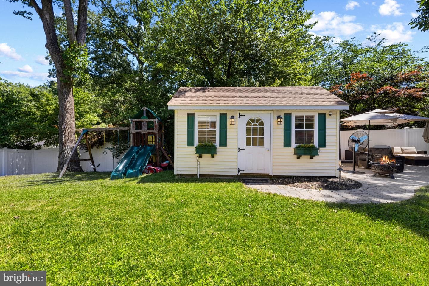 1915 Dulaney Place photo 35