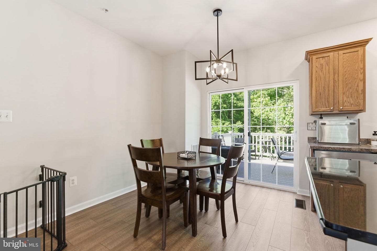 7736 Timbercross Lane photo 10