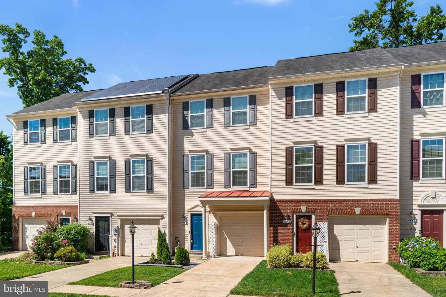 7736 Timbercross Lane photo 3