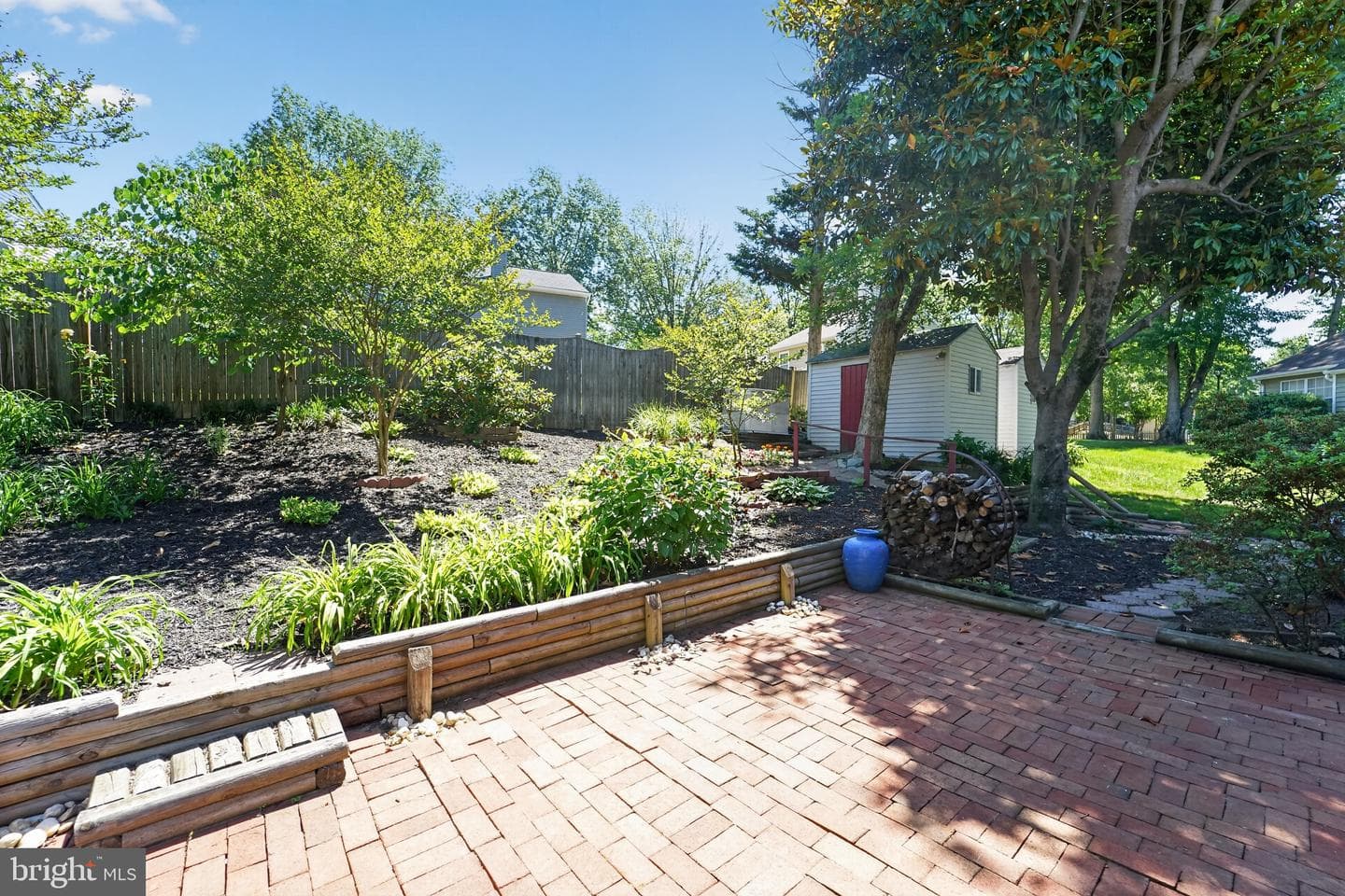 397 Kings College Drive photo 27