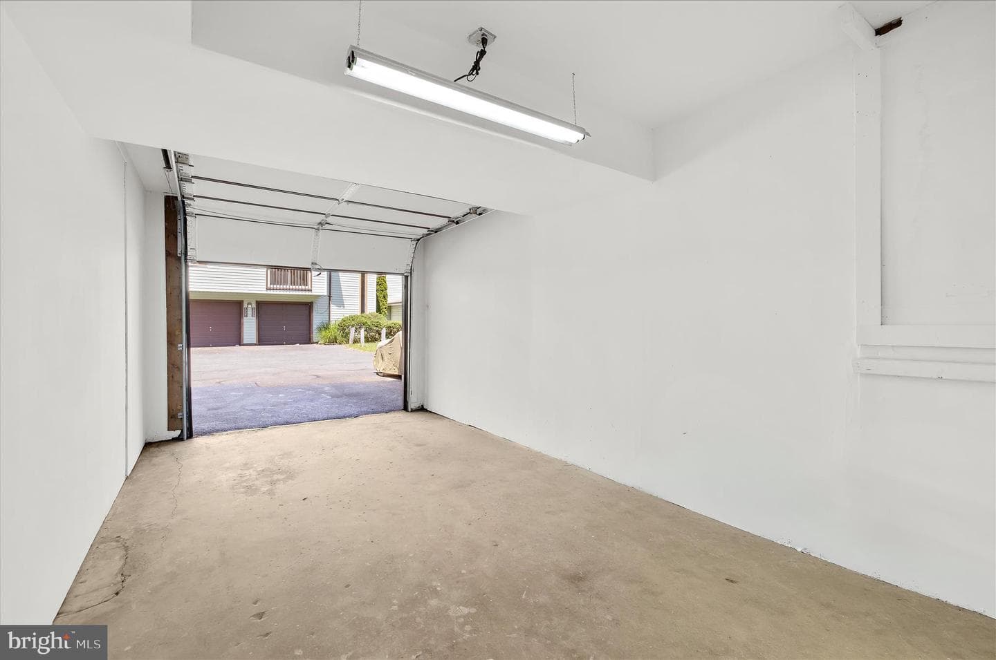 1729 Aberdeen Court photo 24