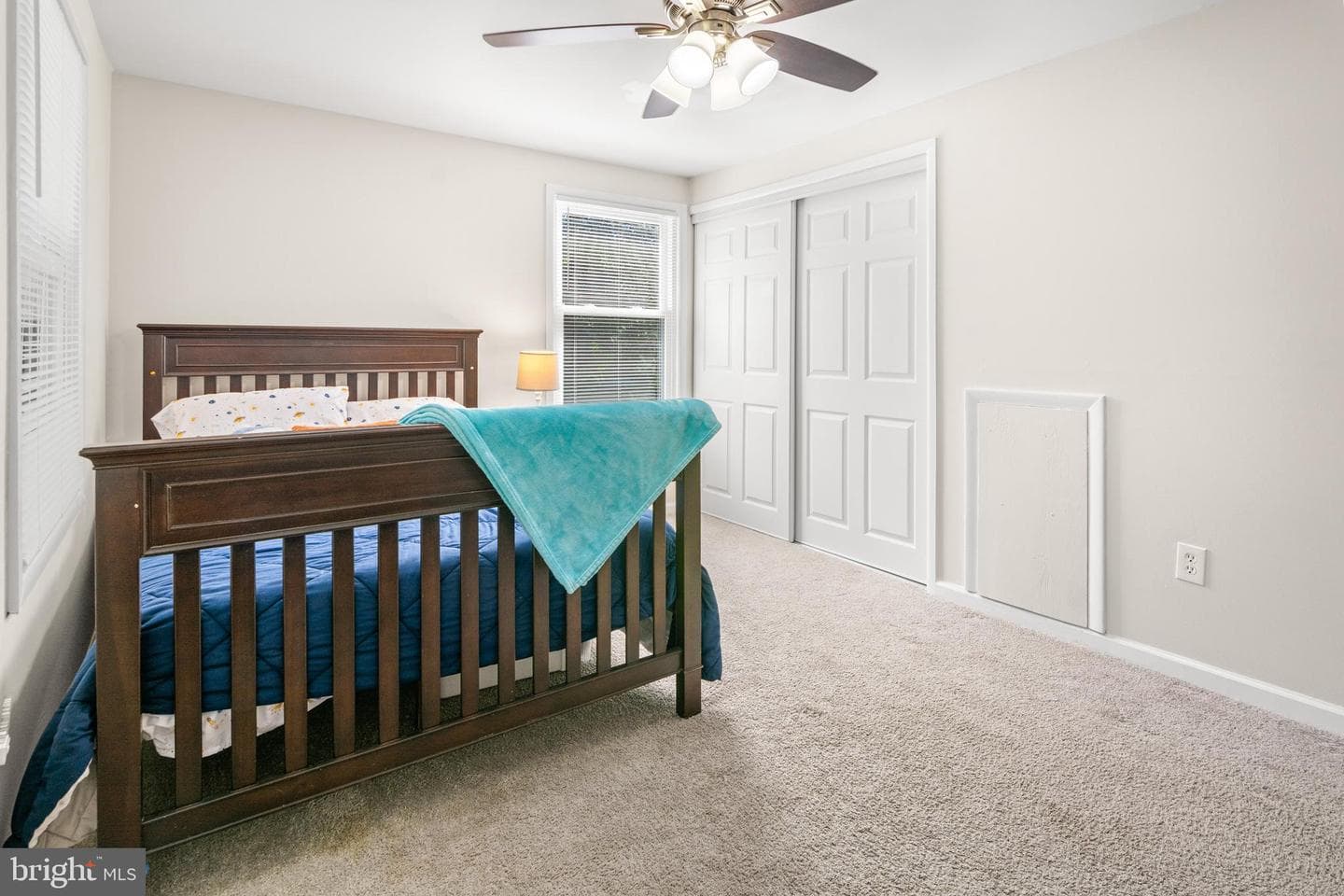 1801 E Regents Park Road photo 38