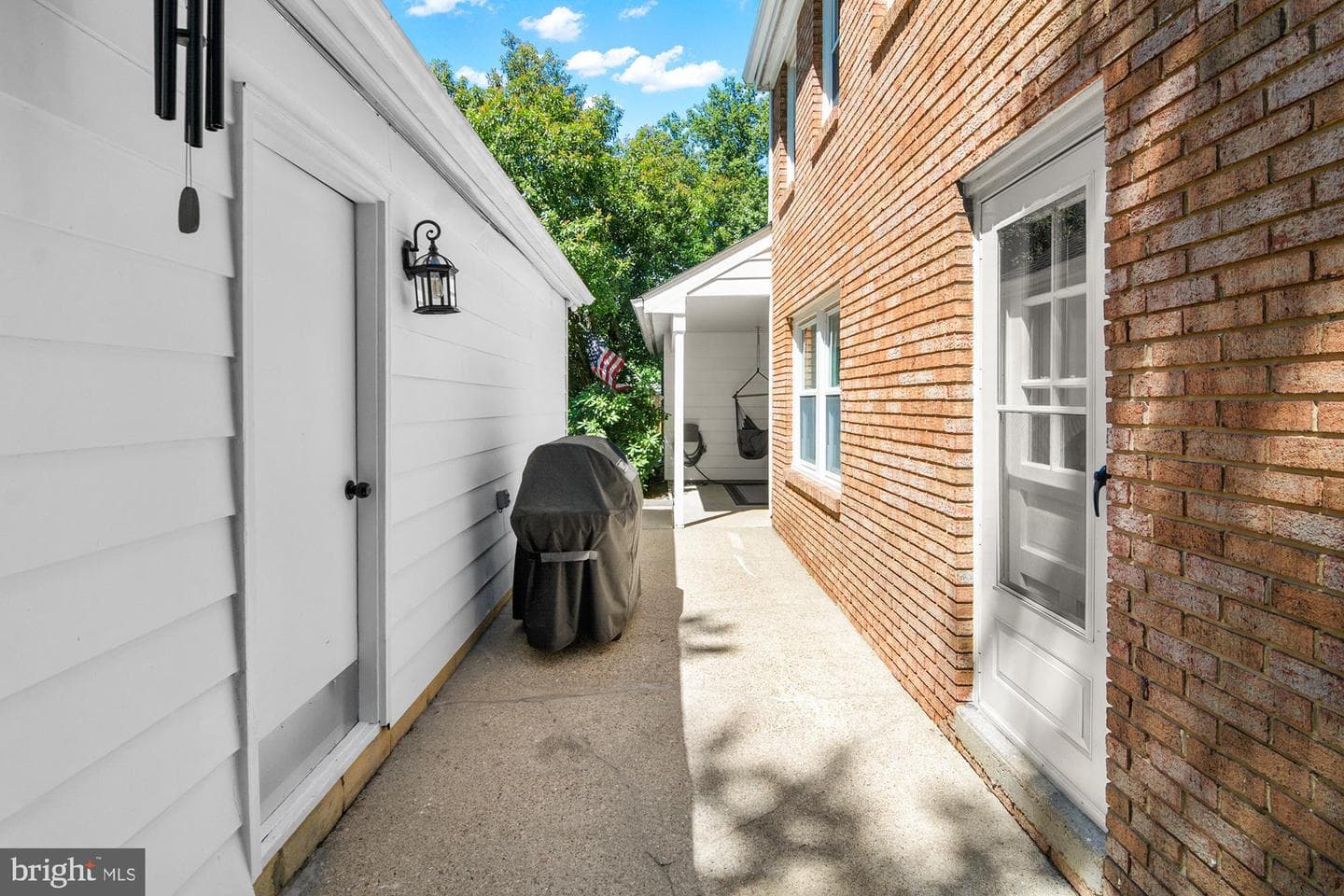 1801 E Regents Park Road photo 6